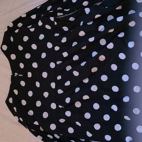 Gap Black with White Polka Dot Top - Picture 4 of 4